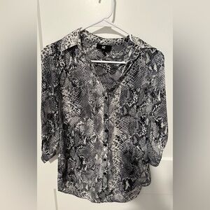 IZ Byer Women's Snake Print 3/4 Sleeve Blouse